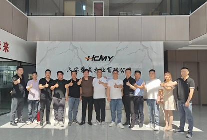 2023年6月13日，固始縣家具協會11家會員單位成員蒞臨六安慧成木業參觀考察